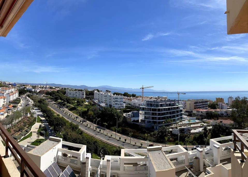 Duquesa, Vistas Panoramicas Al Mar Apartment Torremolinos Luaran gambar