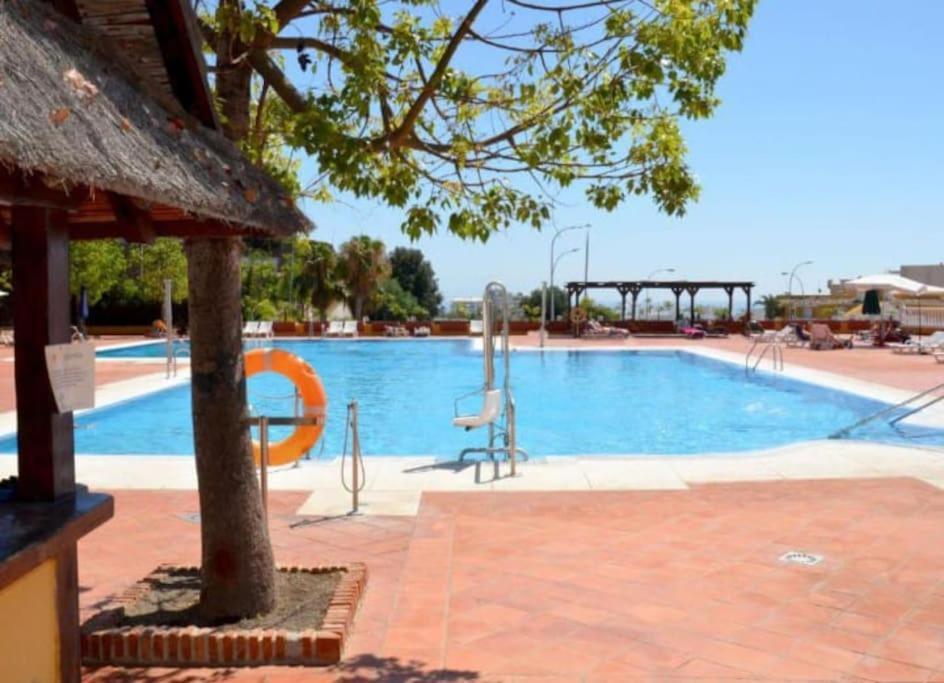 Duquesa, Vistas Panoramicas Al Mar Apartment Torremolinos Luaran gambar